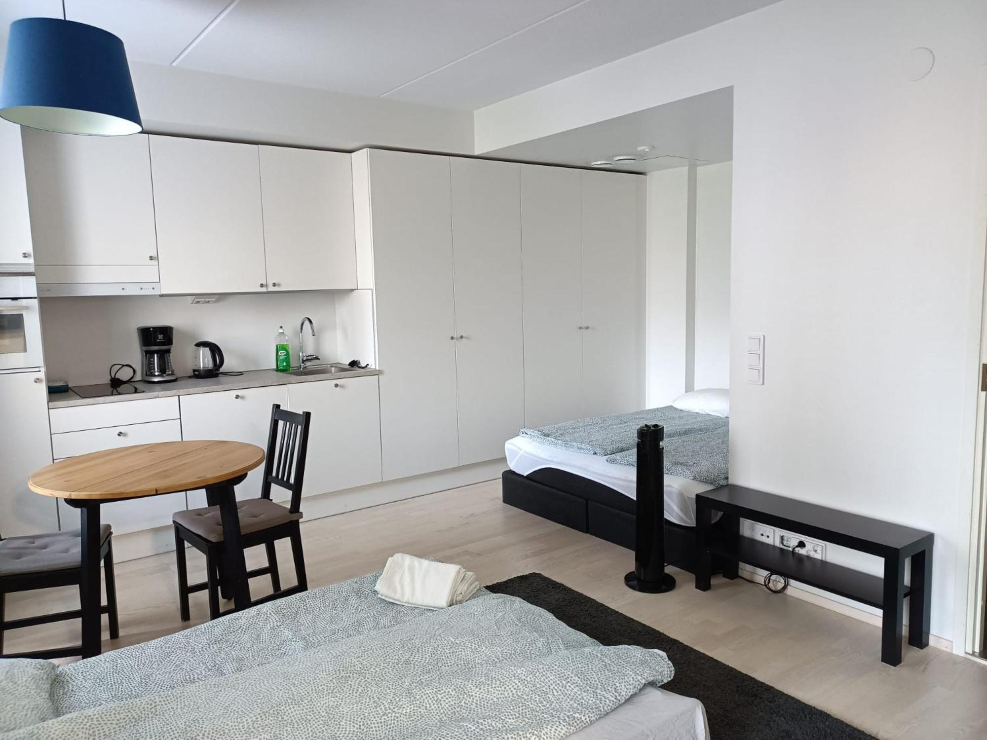 Easy Stay Rooms & Apartments Near Airport Вантаа Екстер'єр фото