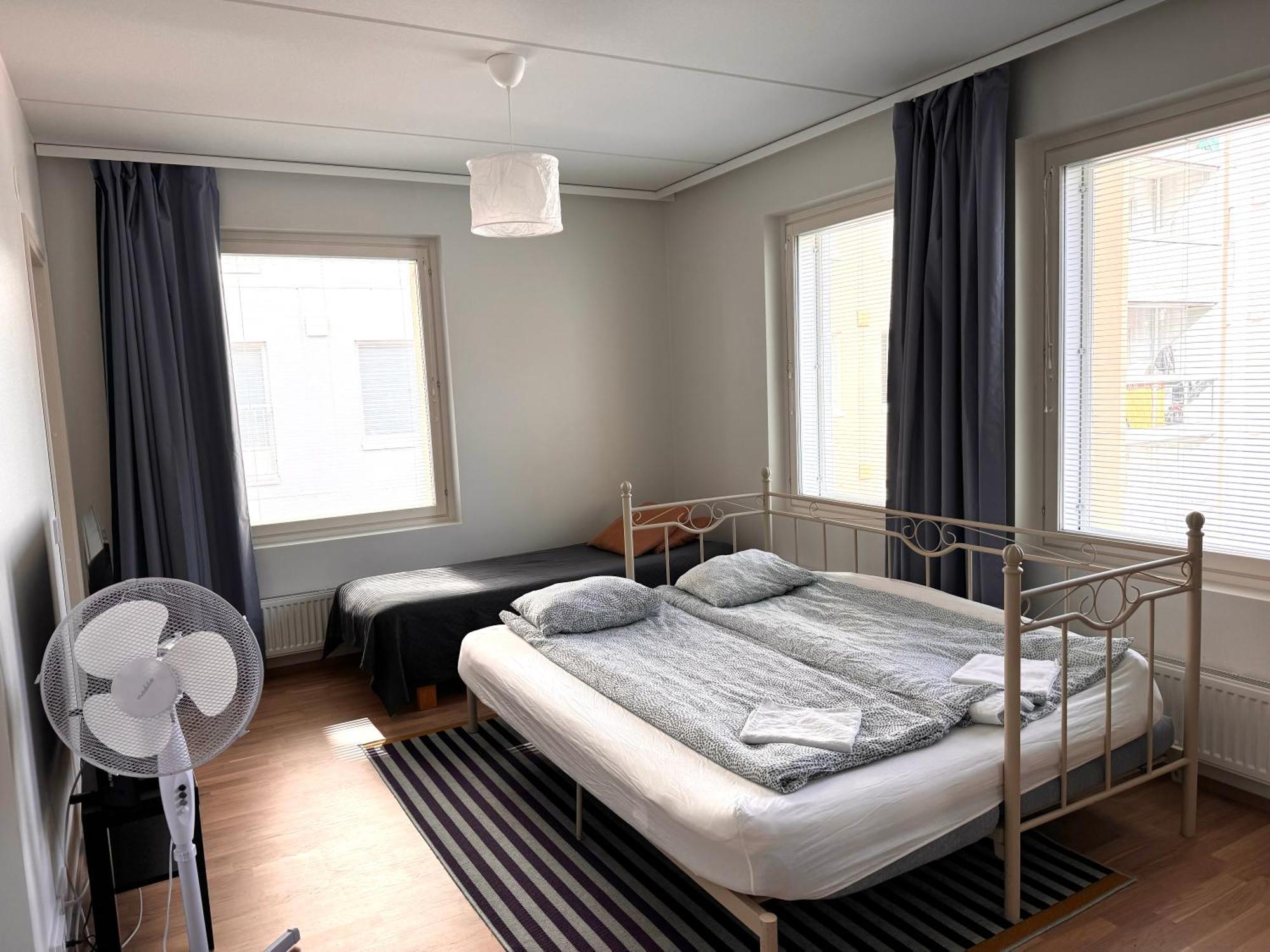 Easy Stay Rooms & Apartments Near Airport Вантаа Екстер'єр фото