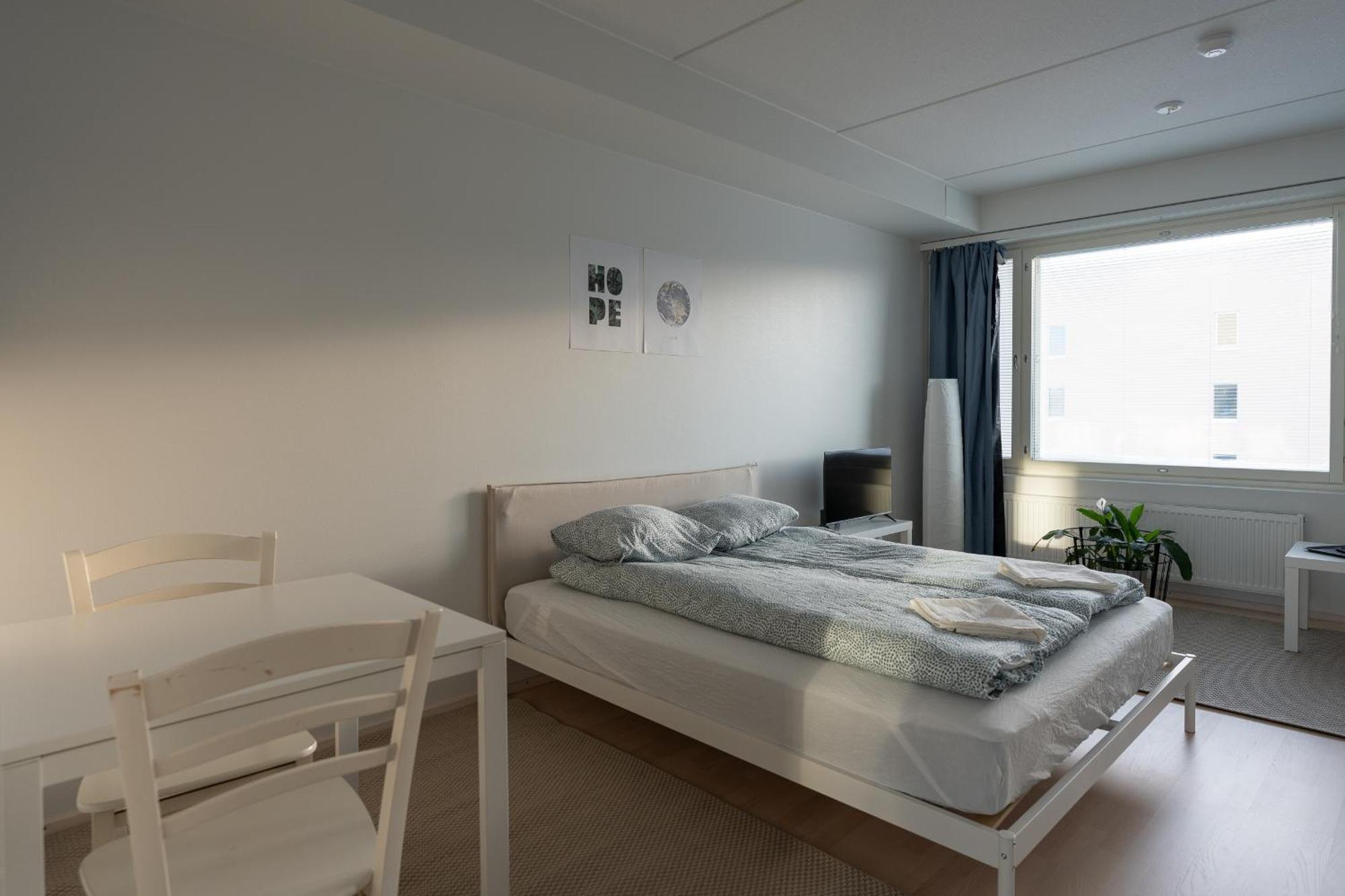 Easy Stay Rooms & Apartments Near Airport Вантаа Екстер'єр фото