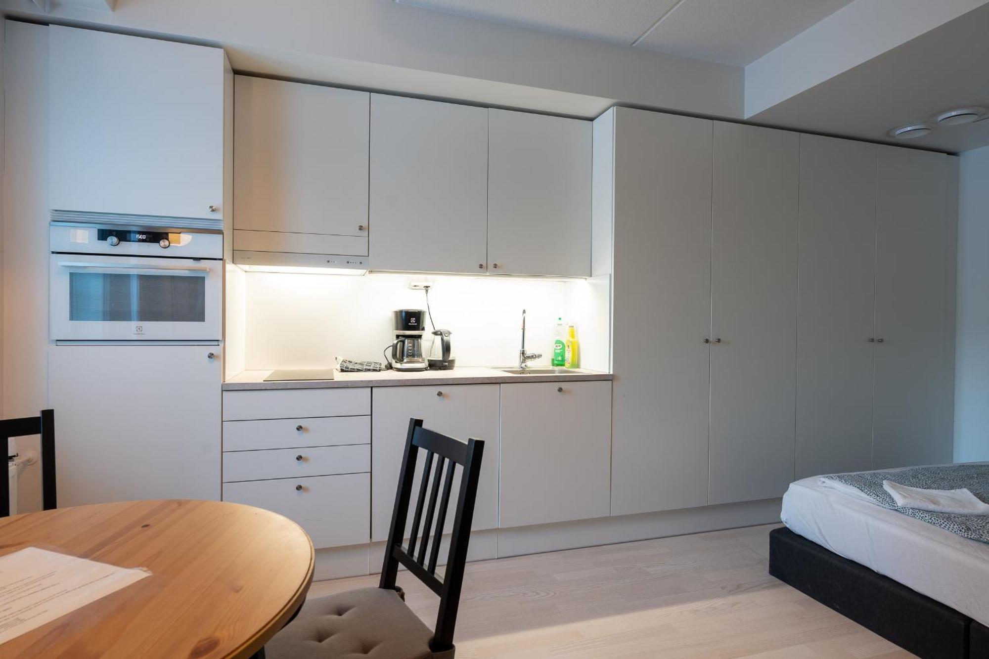 Easy Stay Rooms & Apartments Near Airport Вантаа Екстер'єр фото